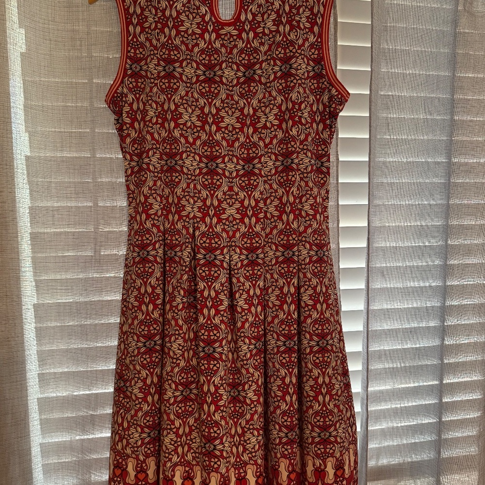 Max Studio women's short gorgeous sleeveless dress red print - size med